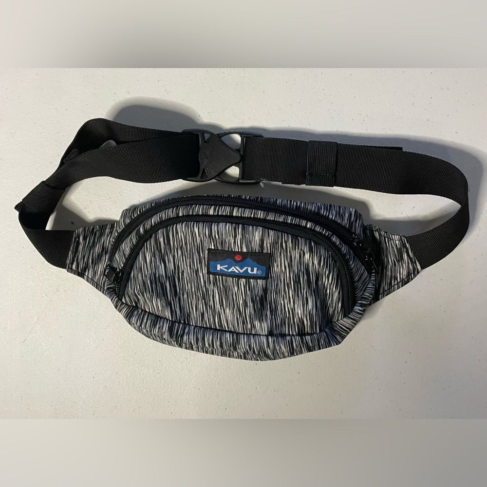 KAVU Spectator Waist Pack Black strip 9x5 Hike Urban Travel Black Fanny Pack